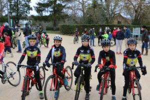 Les pupilles au Cyclocross du CREPS de Poitiers 2022 UCC Vivonne