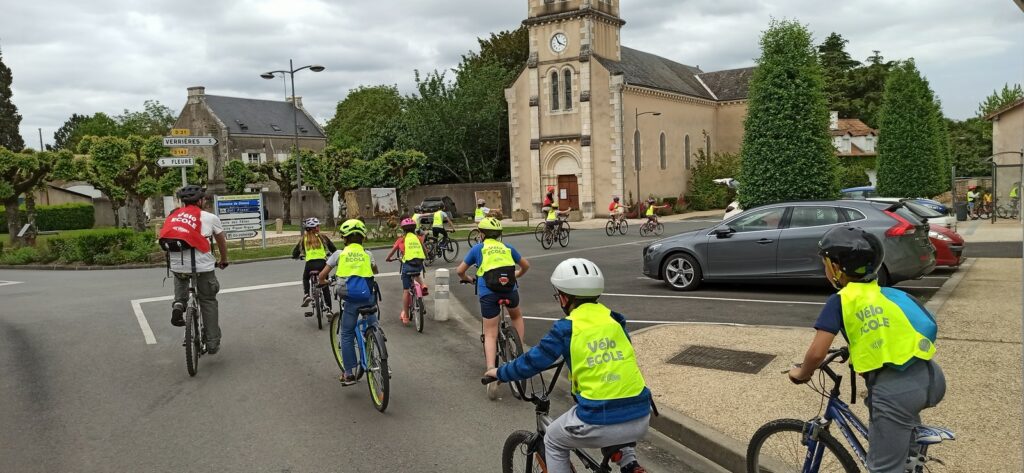 Savoir rouler à vélo SRAV UCC Vivonne UCCV